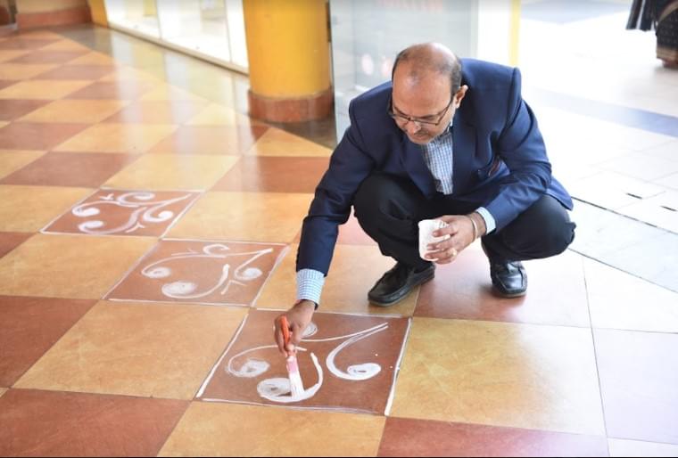 Krishna’s Vikash Institute of Pharmaceutical Sciences and Research Raipur TEDx photo 5